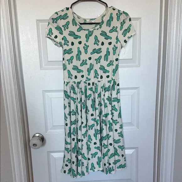 Dot Dot Smile lot of 6 Twirly Dresses Sz 11 - Picture 2 of 15